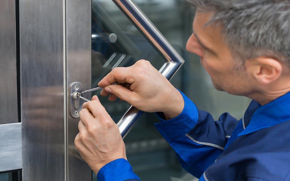 changer serrure porte blindée hlm Lamorlaye